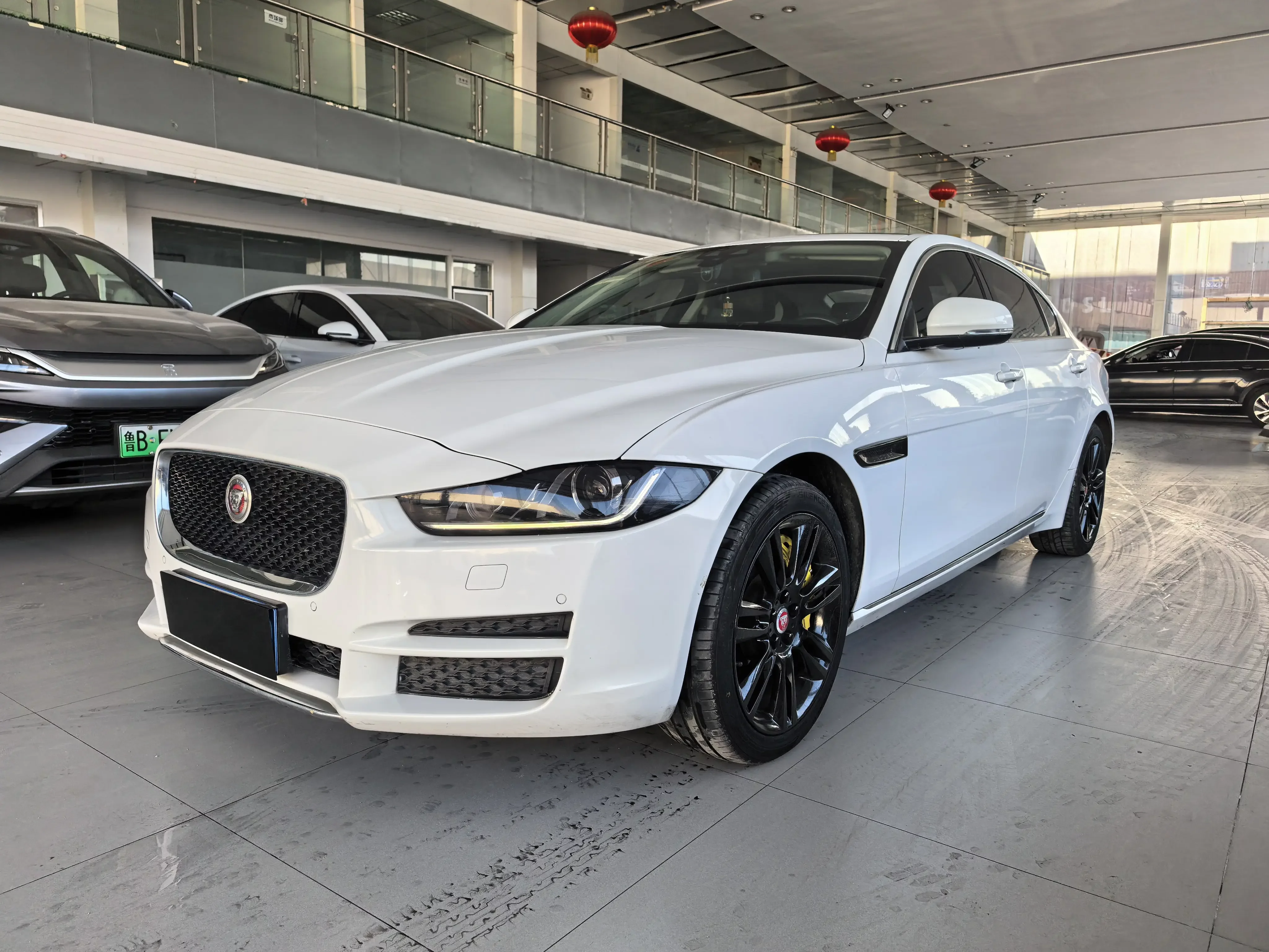 Jaguar XEL