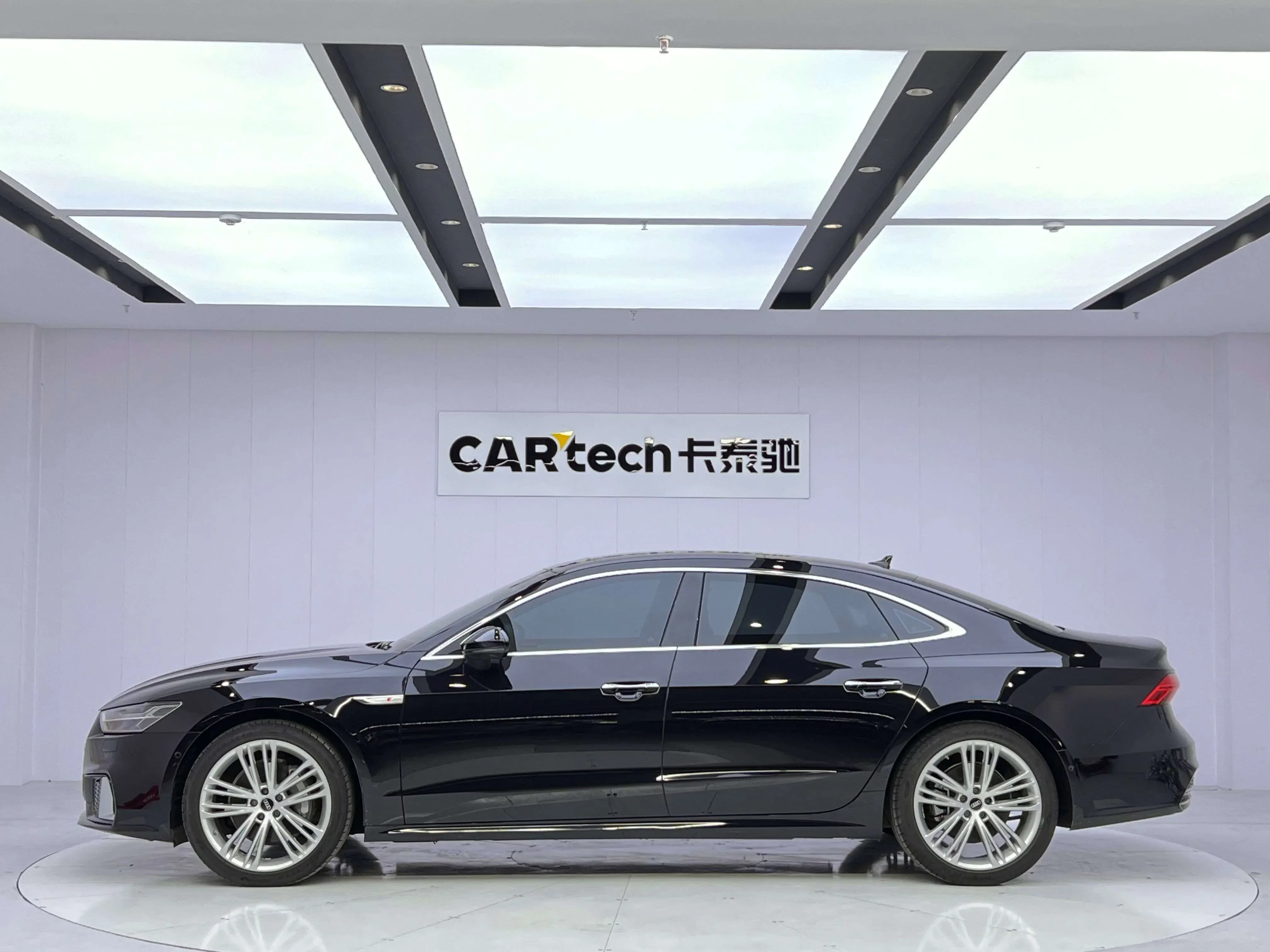 Audi A7L