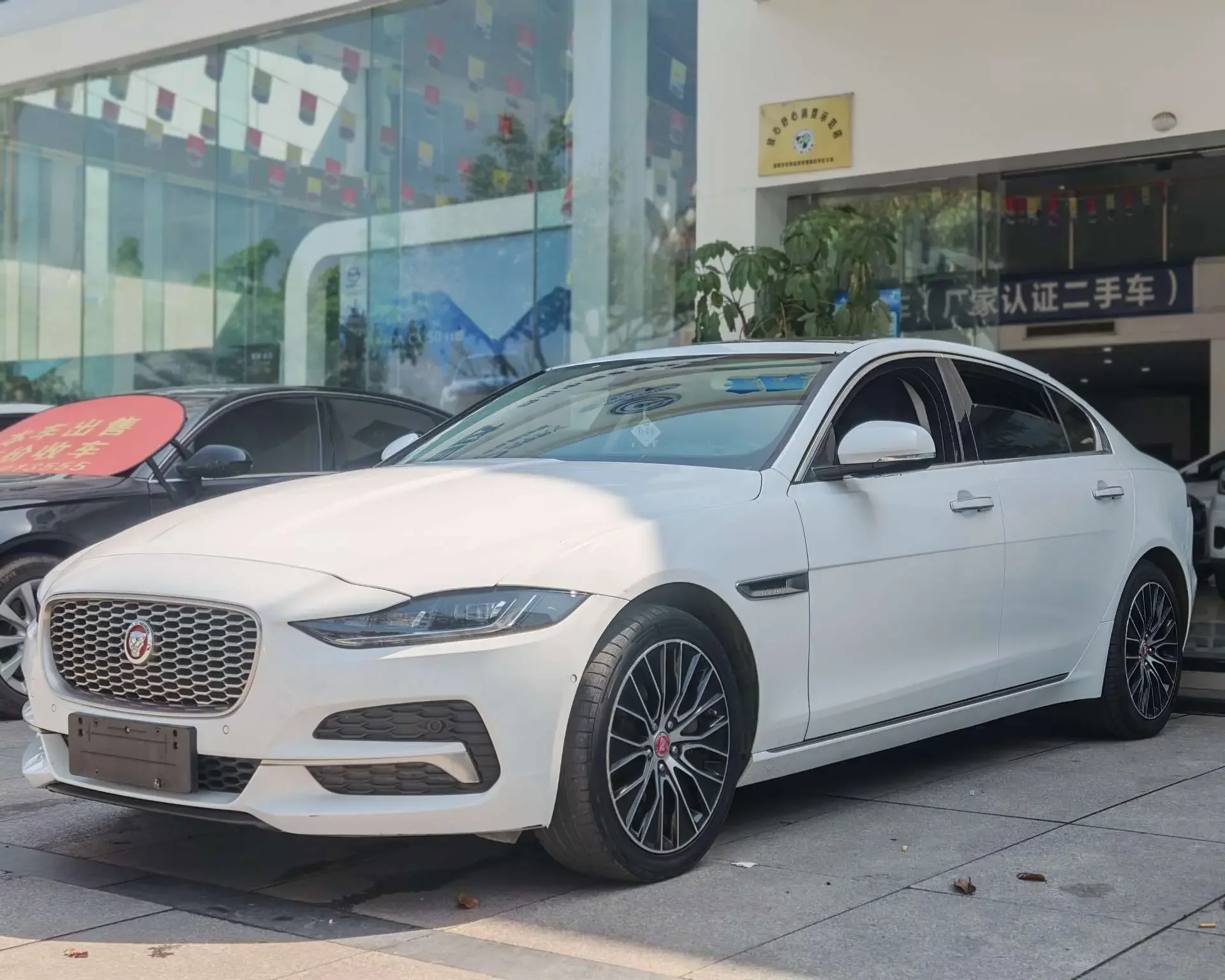 Jaguar XEL