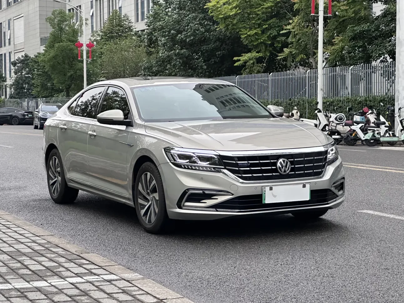 Volkswagen Passat PHEV