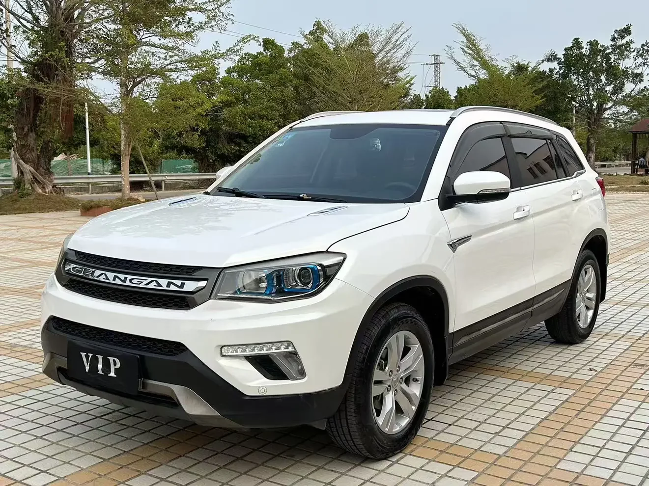 Changan CS75