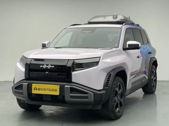 BYD Leopard Titanium 3