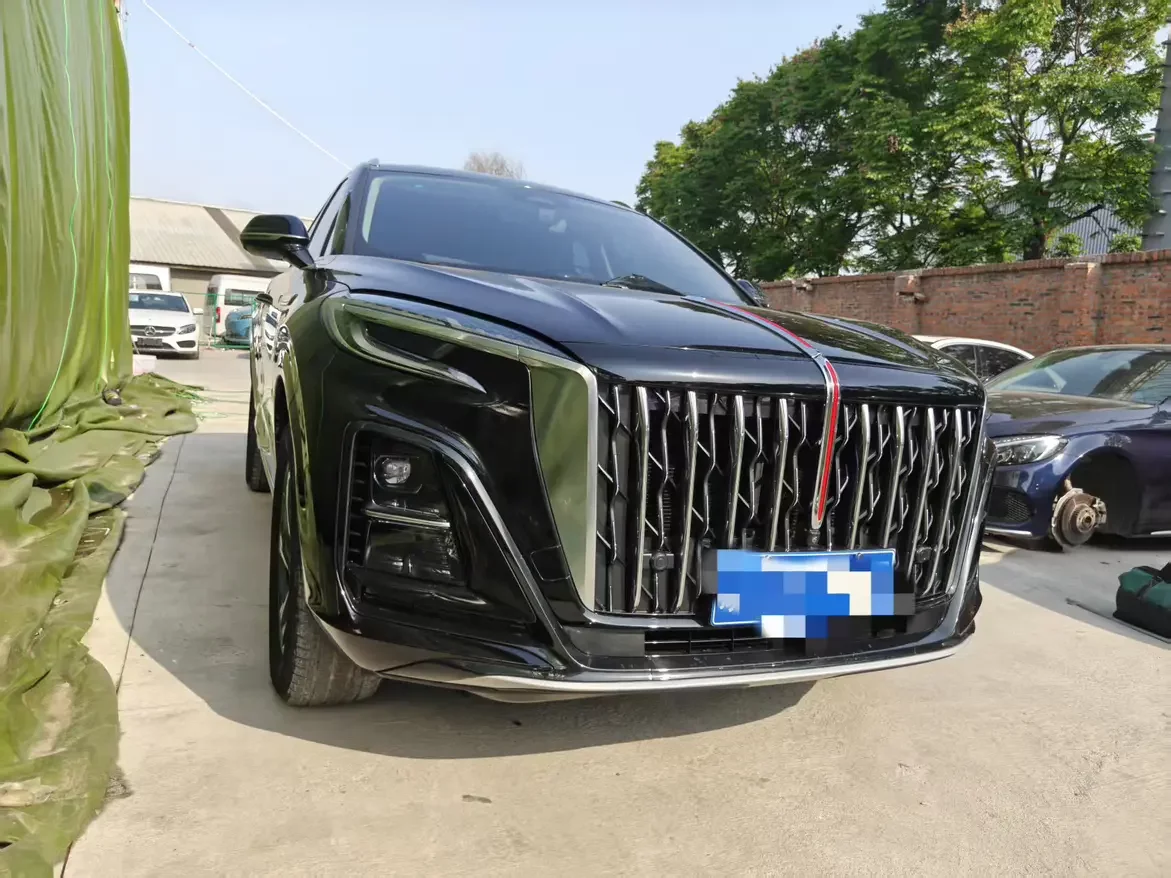 Hongqi HS3