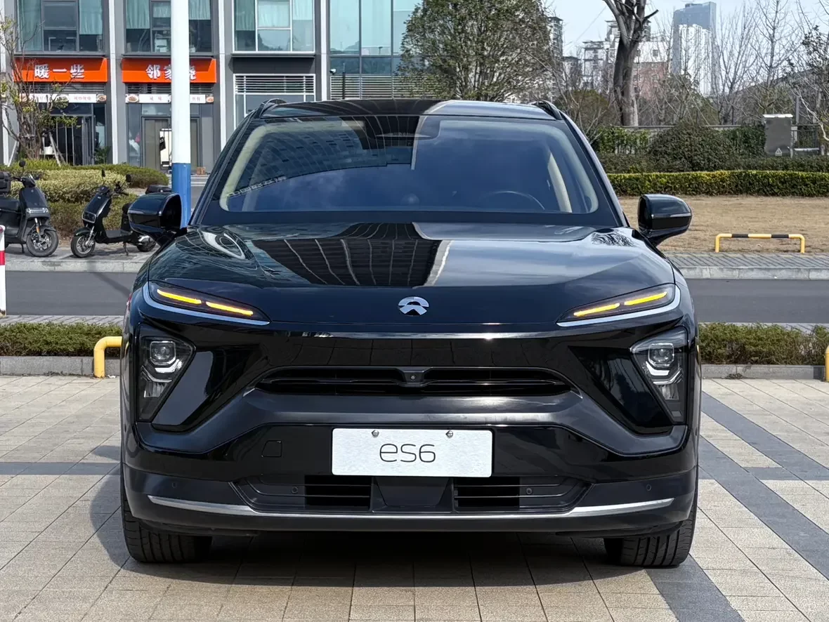 NIO ES6