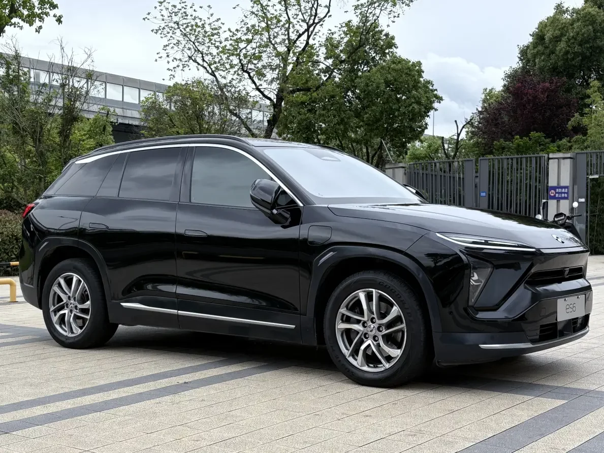 NIO ES6