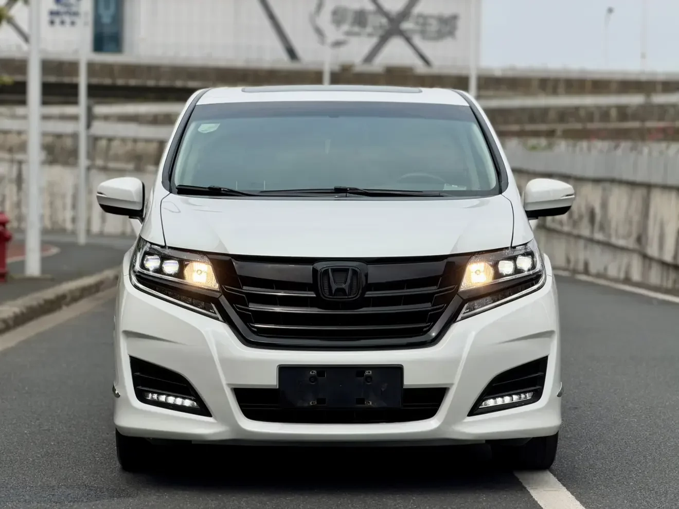 Honda Elysion