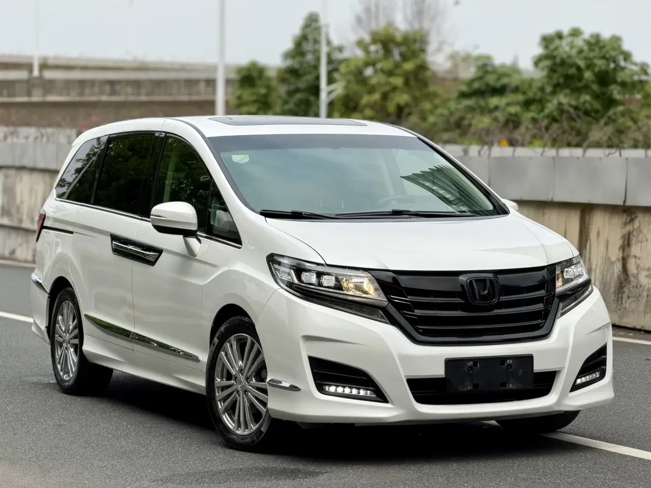 Honda Elysion