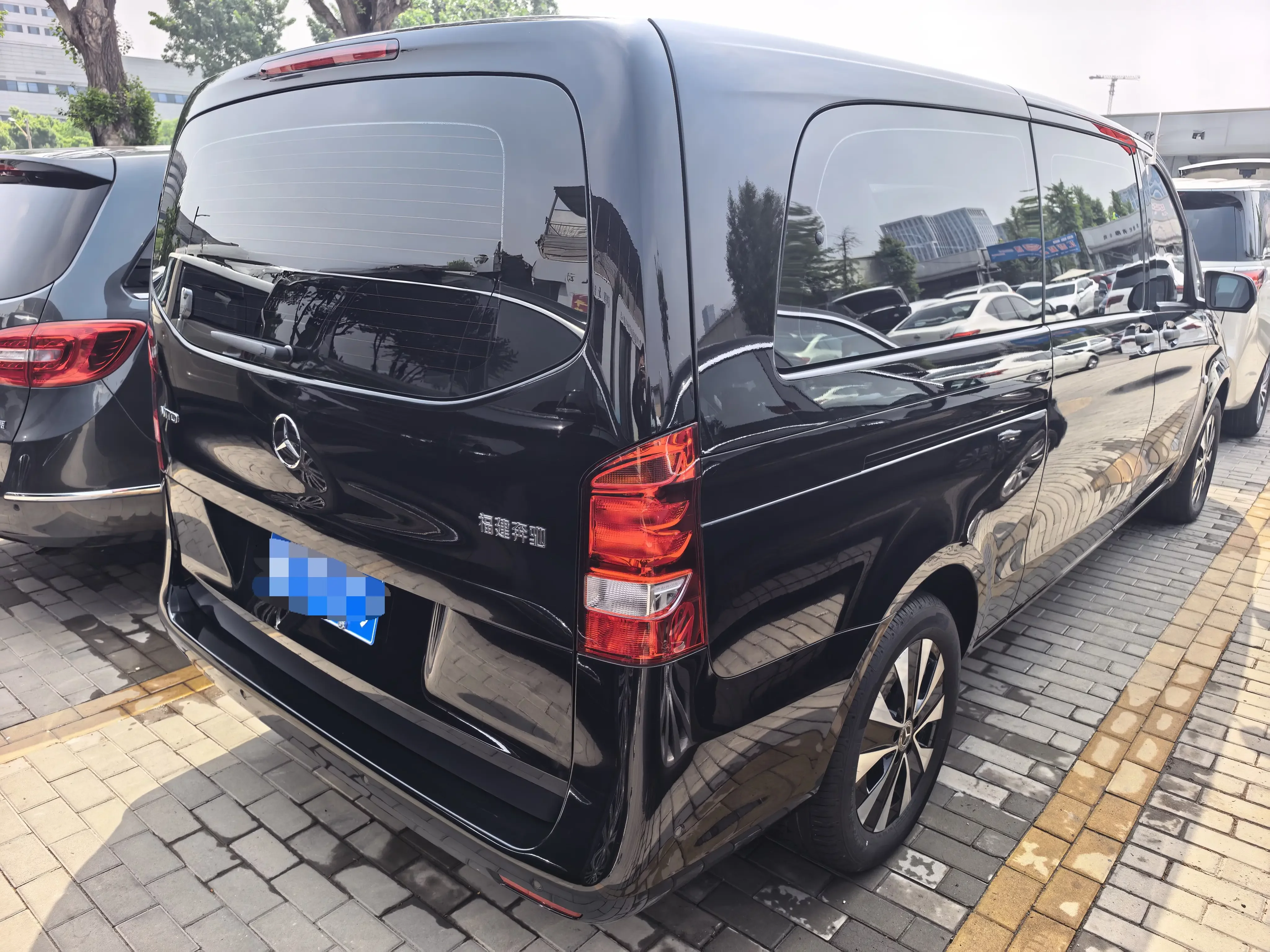 Mercedes-Benz Vito