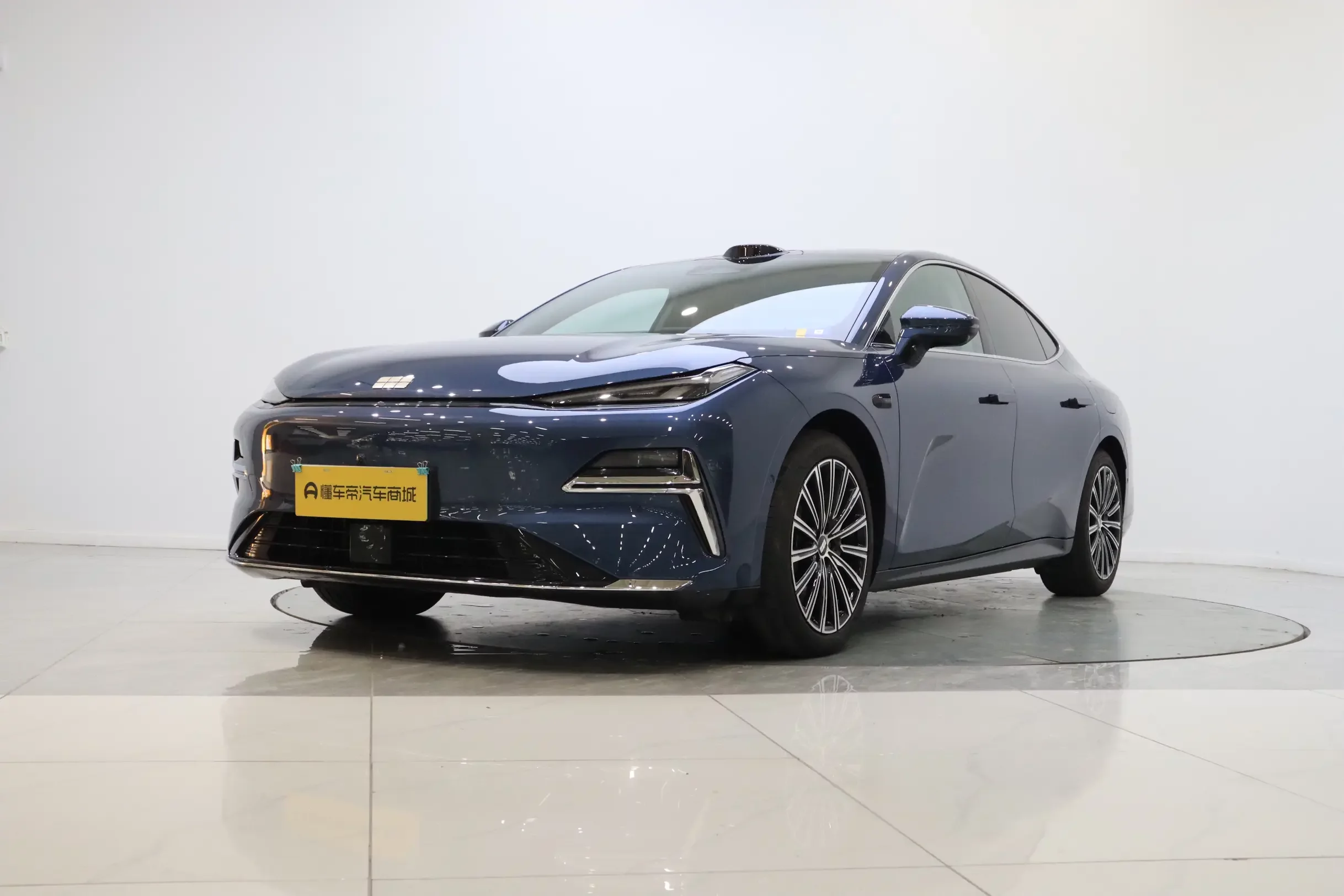 Geely Galaxy Star 8 PHEV