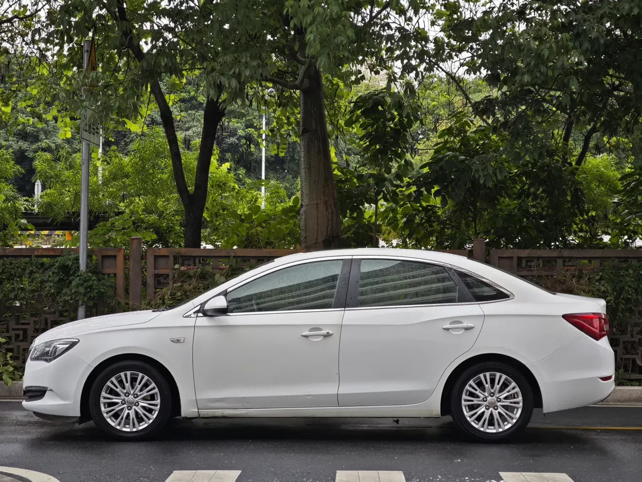 Buick Yinglang