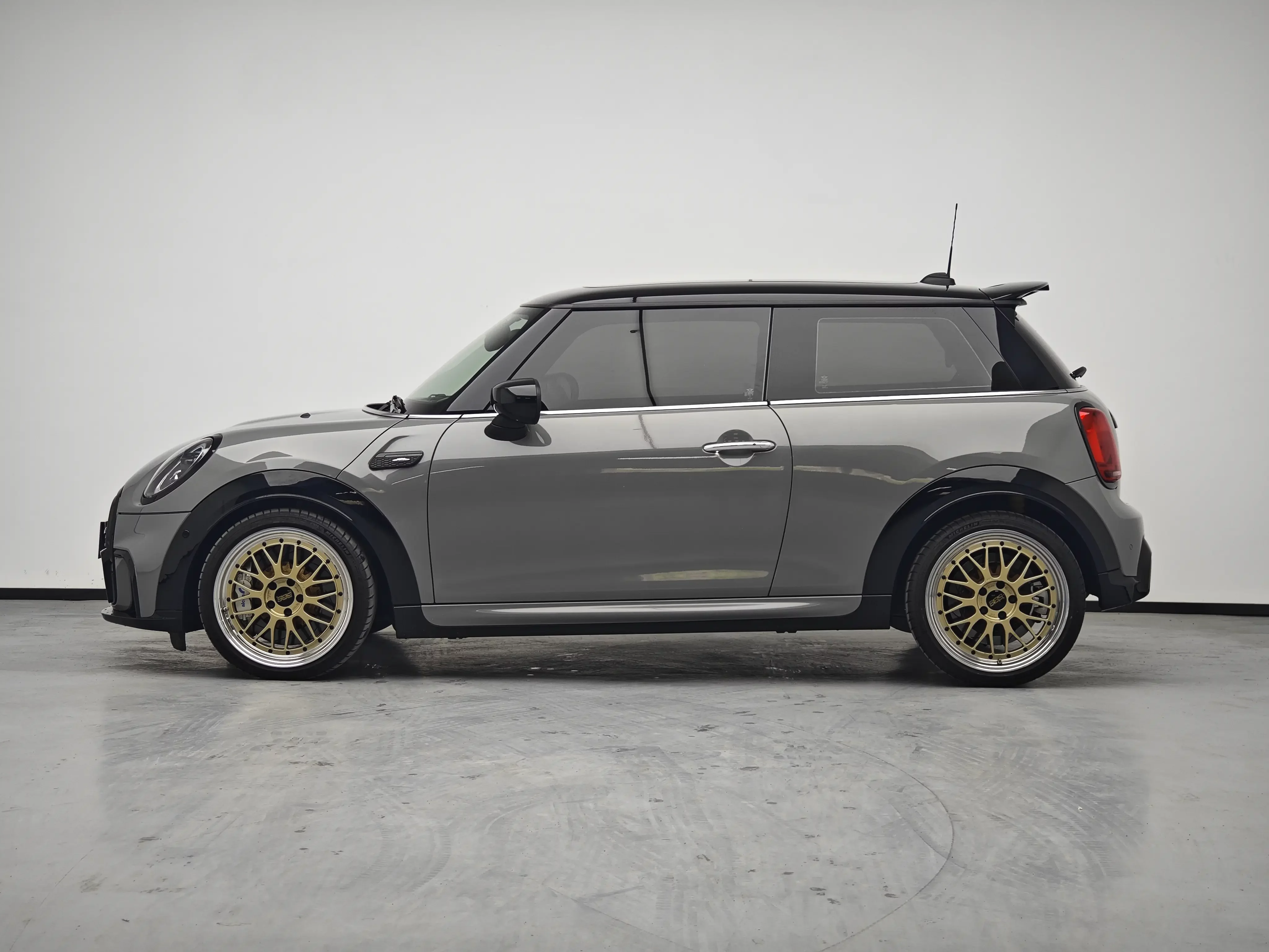 MINI JCW