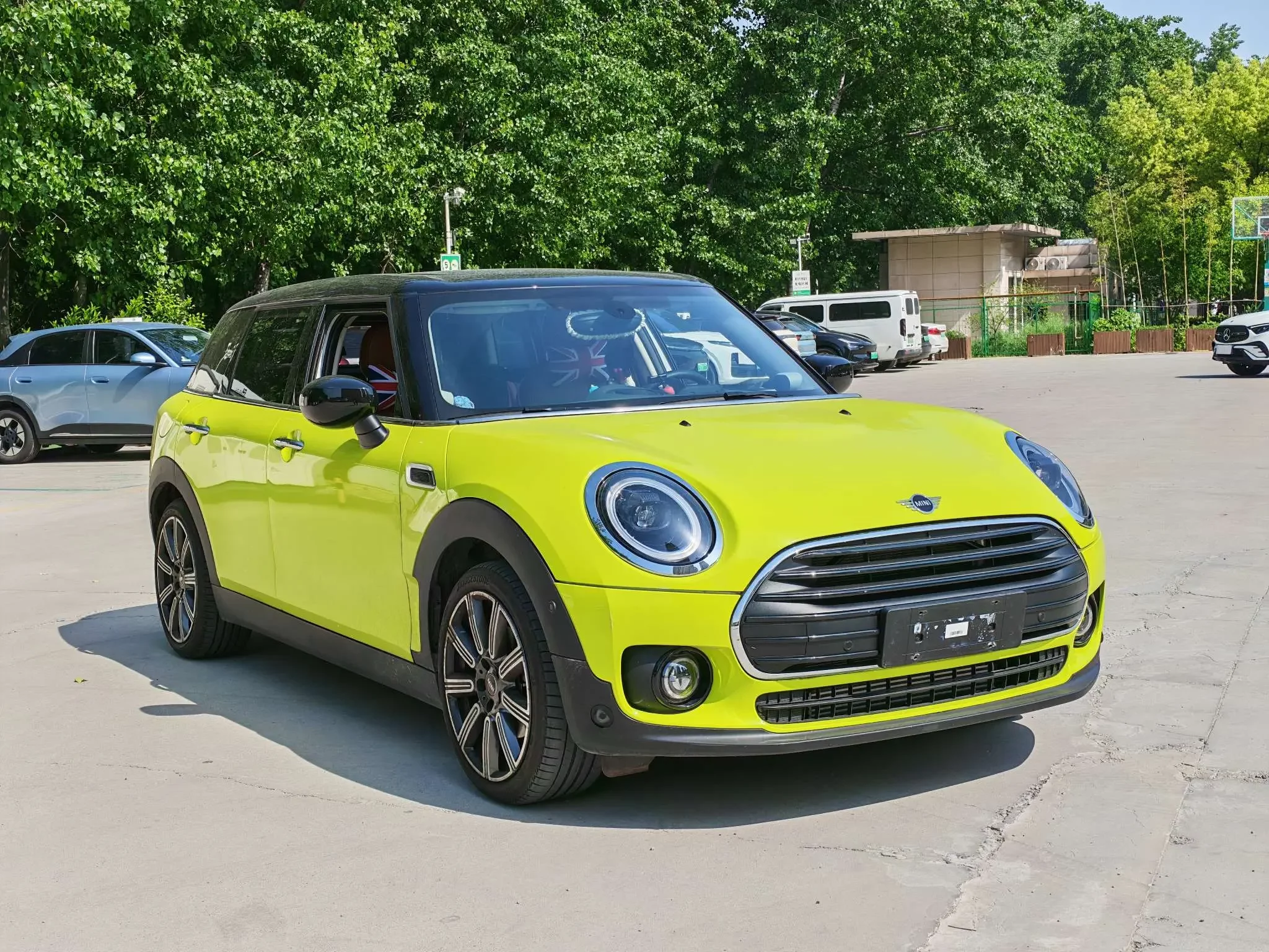 MINI CLUBMAN