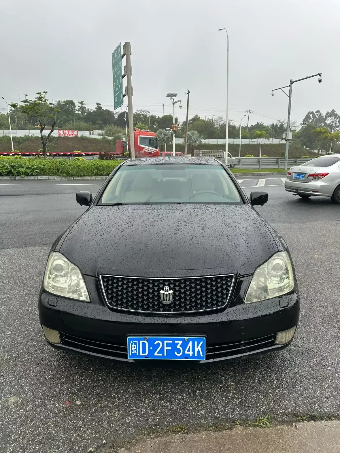 Toyota crown
