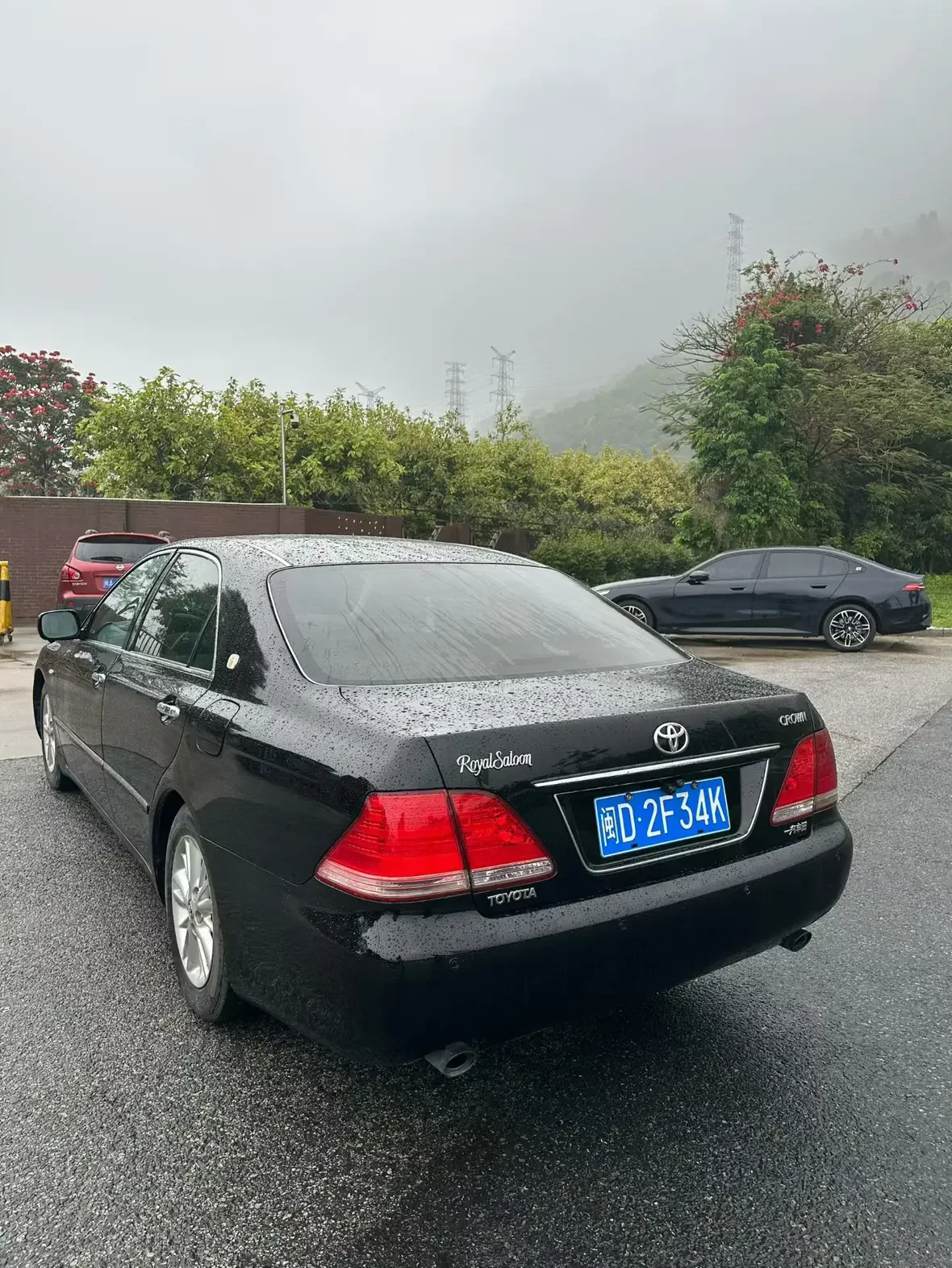 Toyota crown