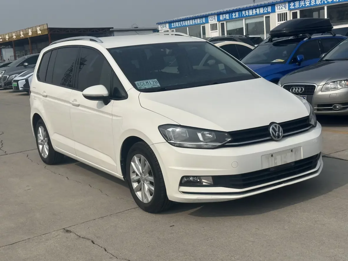 Volkswagen Touran L