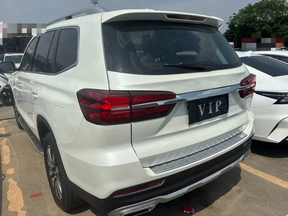 Roewe RX8