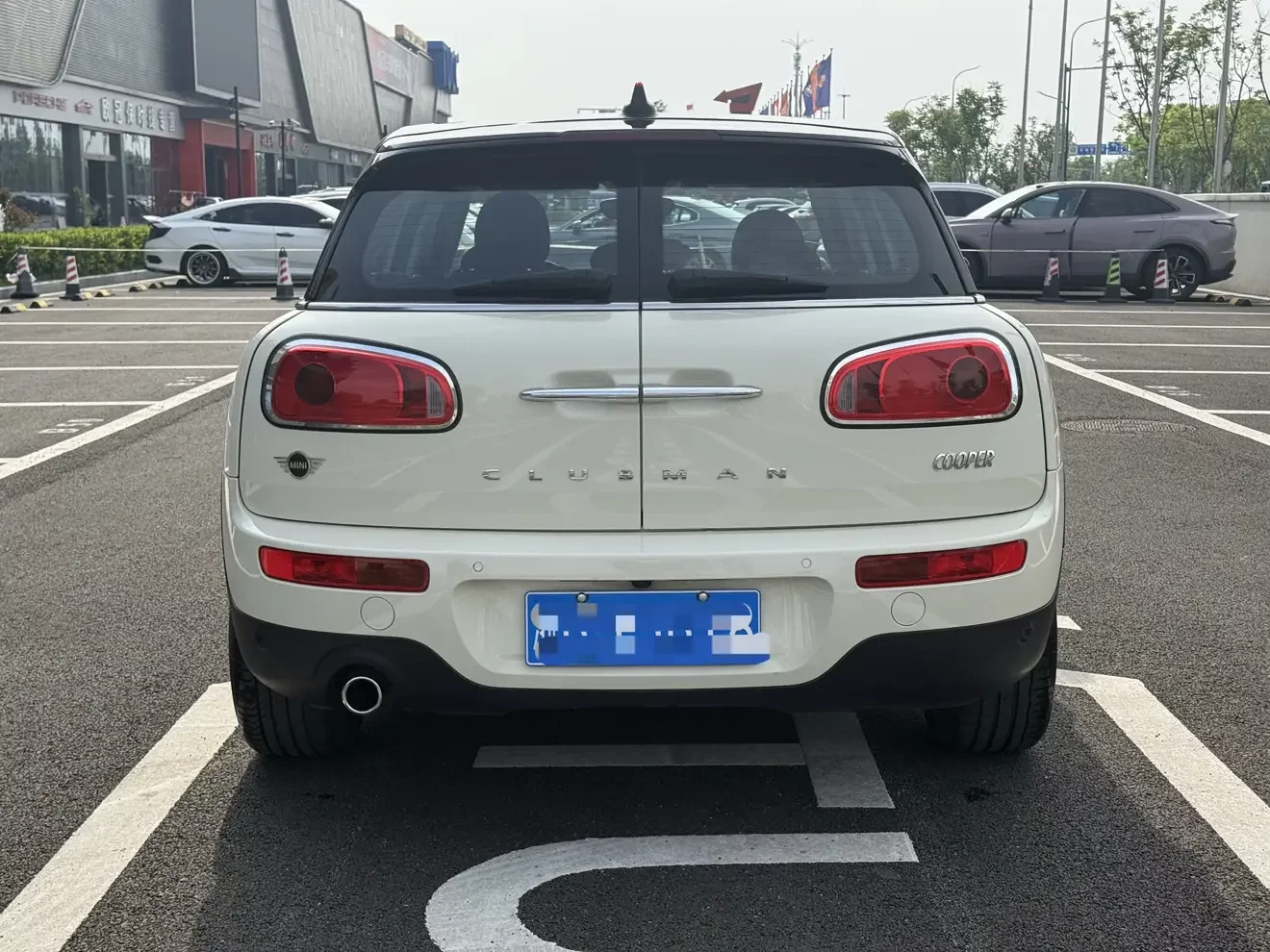 MINI CLUBMAN