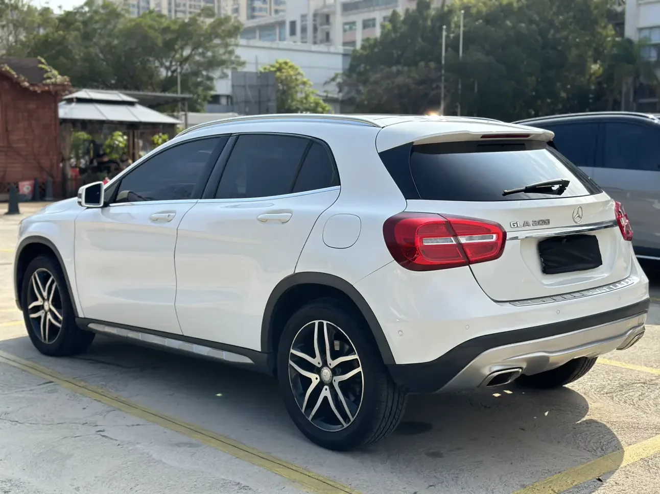 Mercedes-Benz GLA