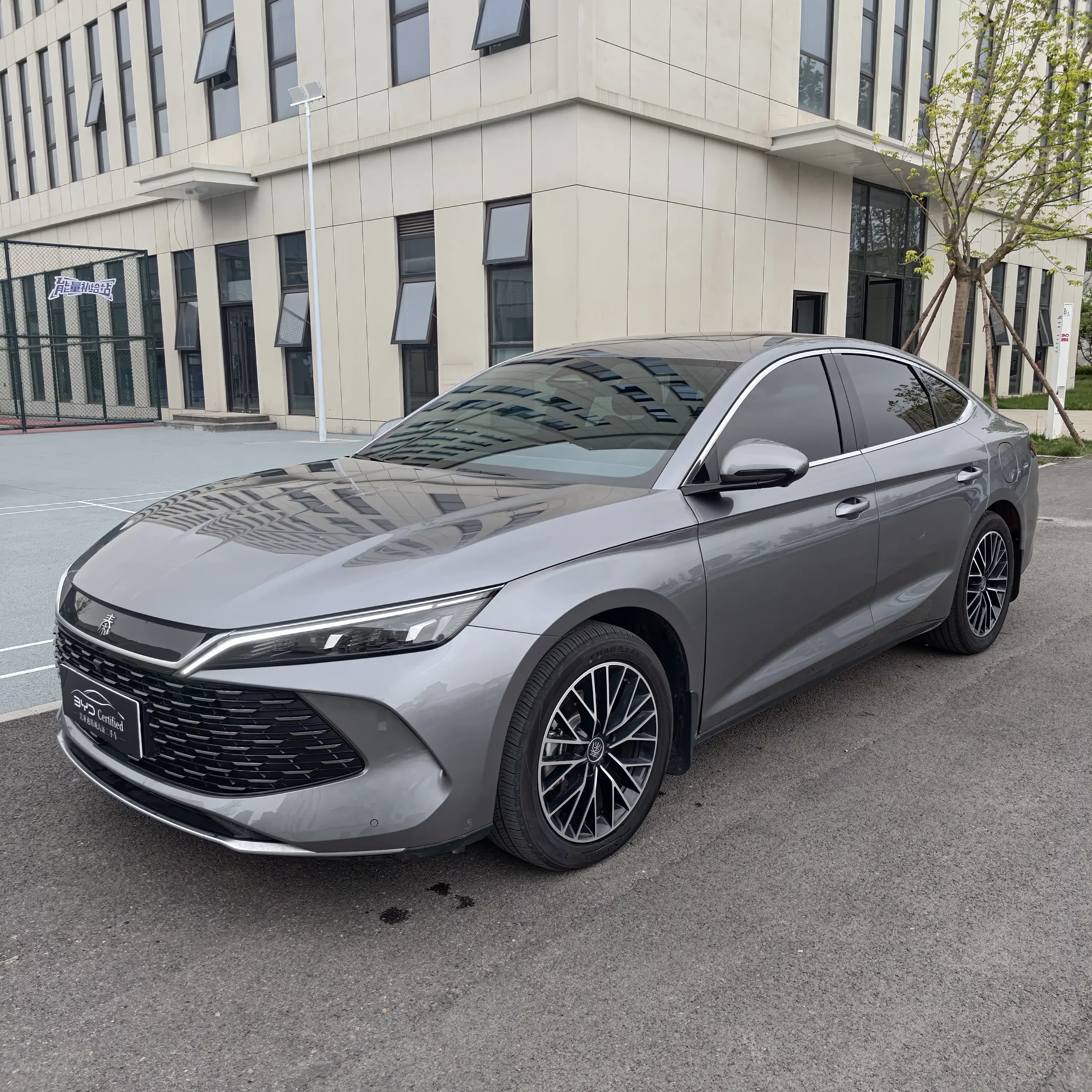 BYD Qin L DM