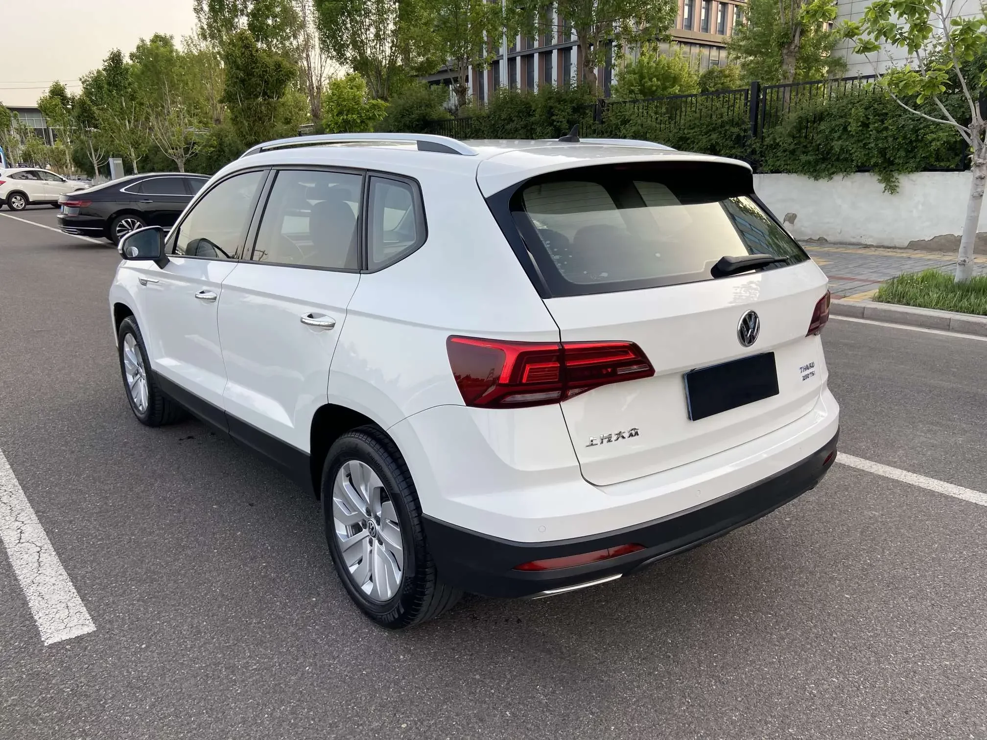 Volkswagen Tharu