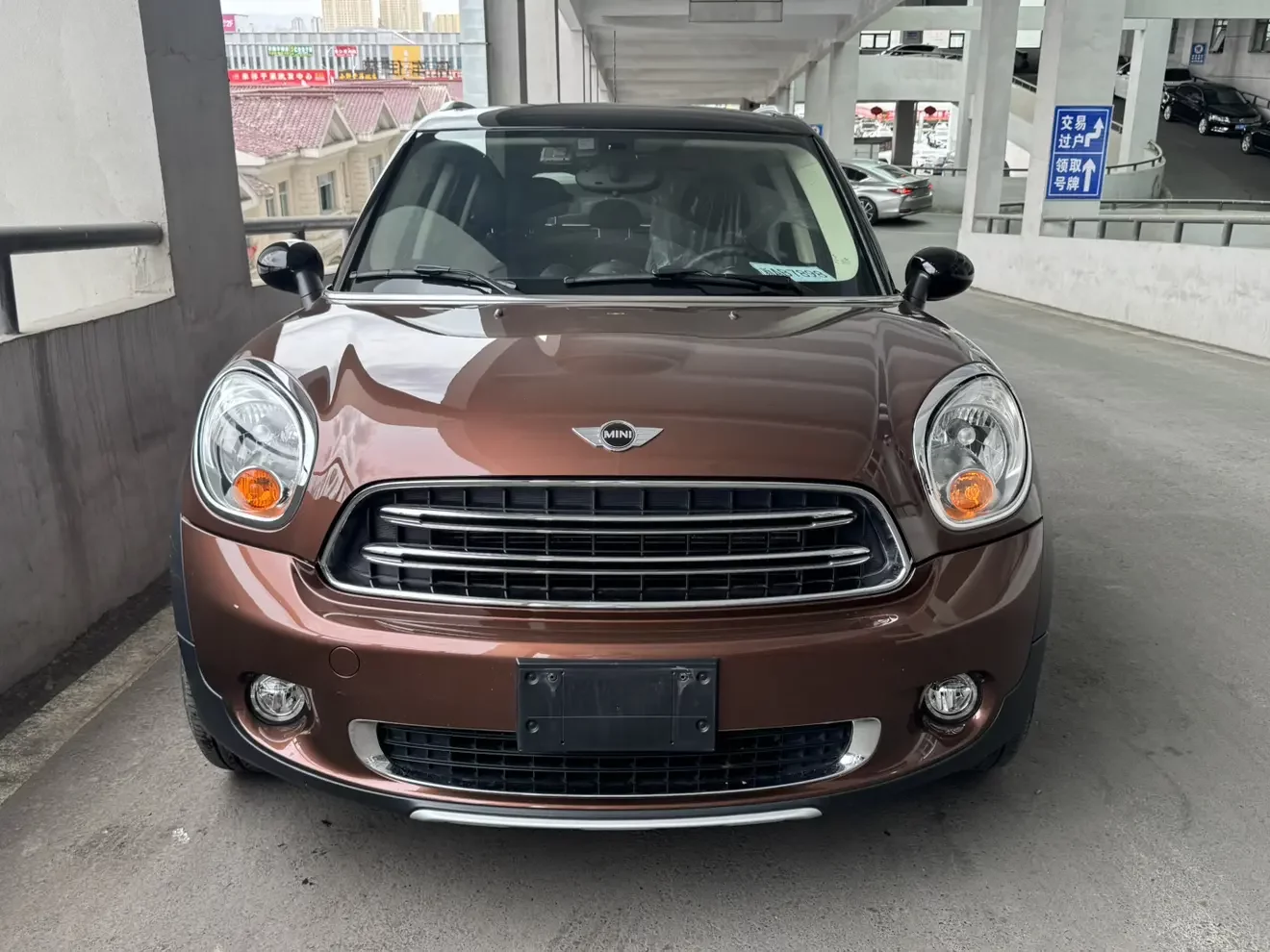 MINI COUNTRYMAN