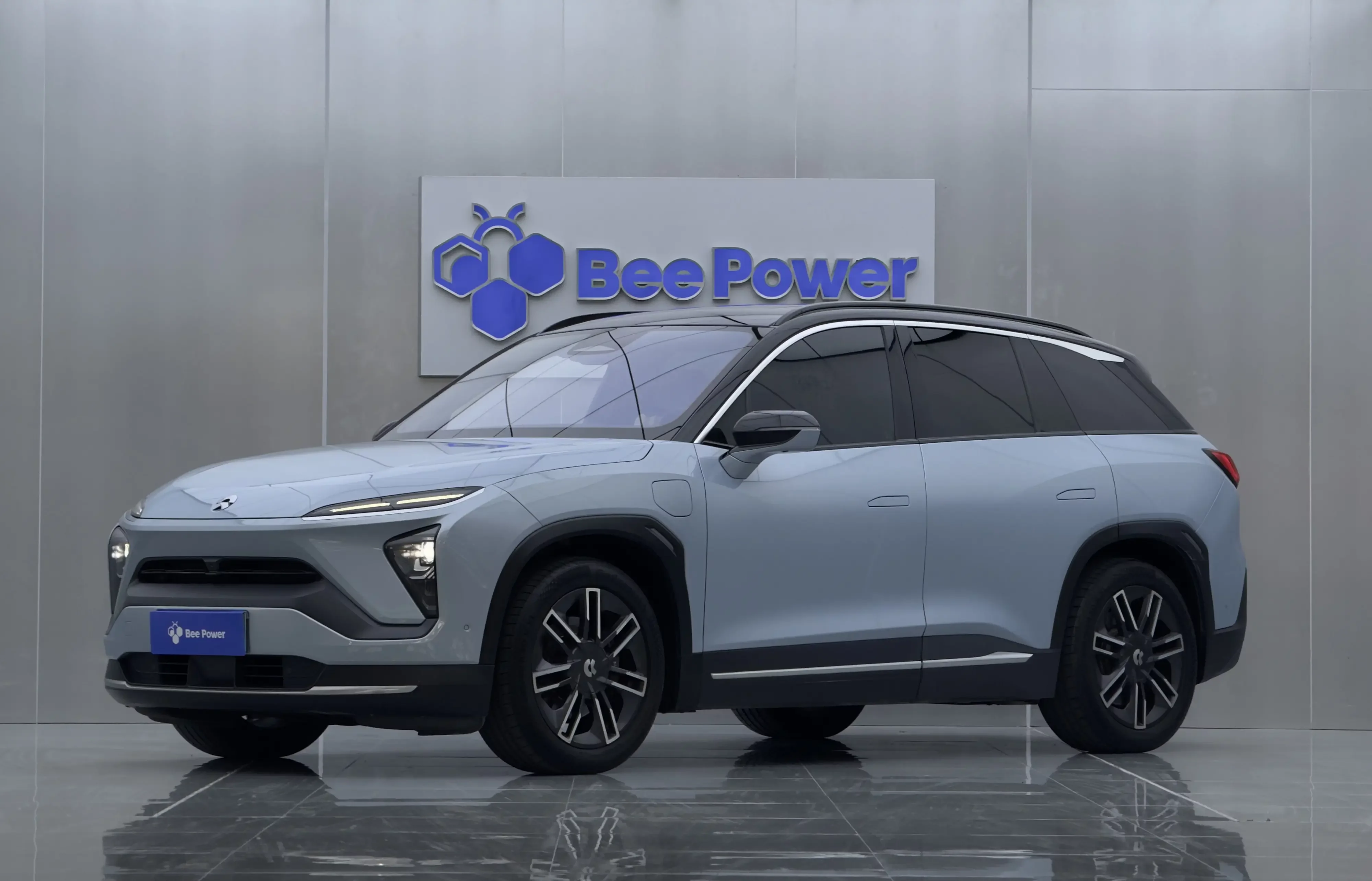 NIO ES6