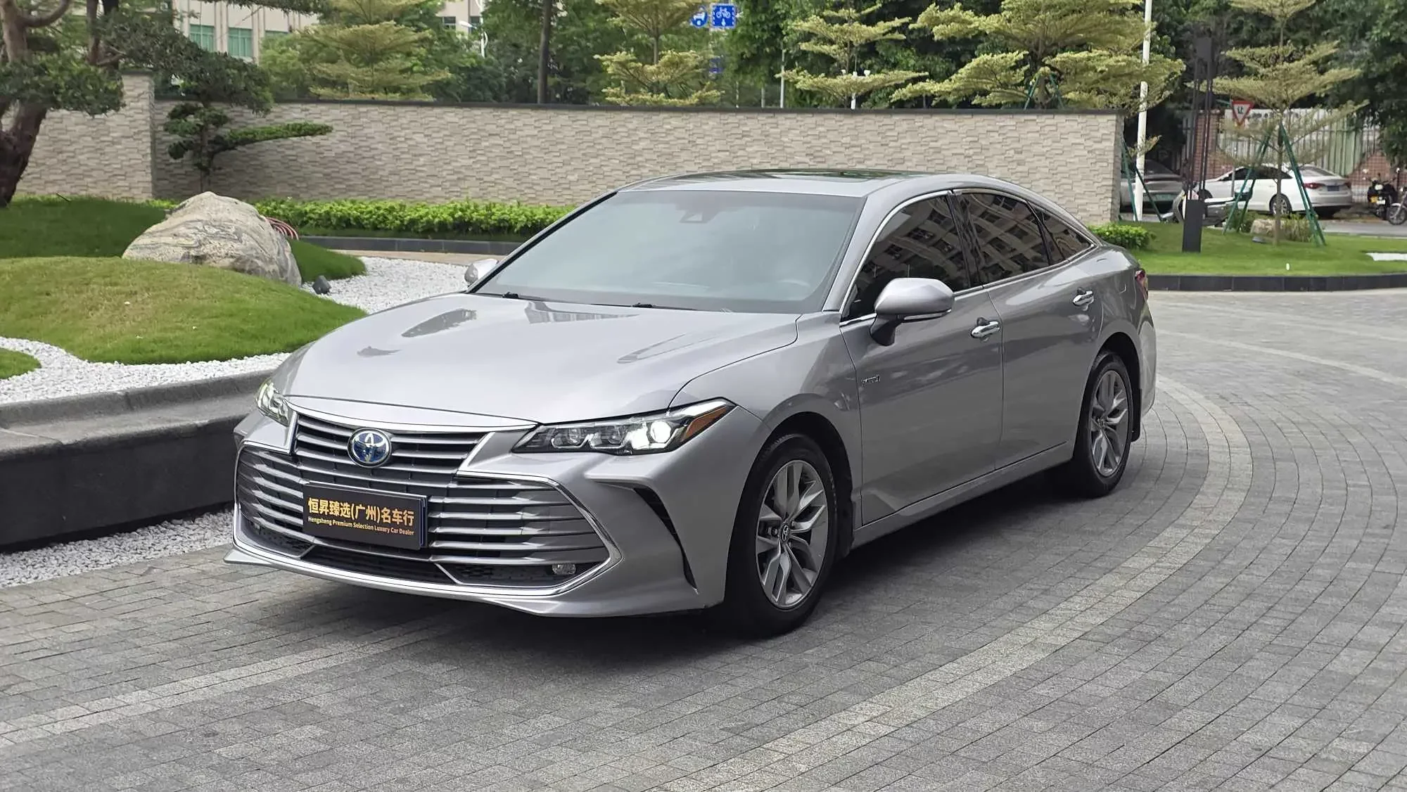 Toyota Avalon