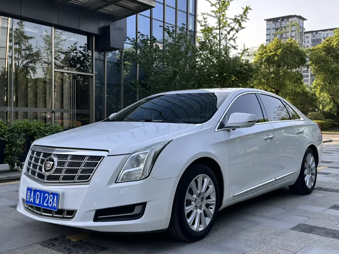 Cadillac XTS