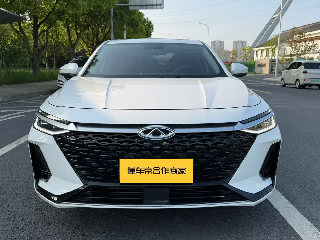 Chery Arrizo 8