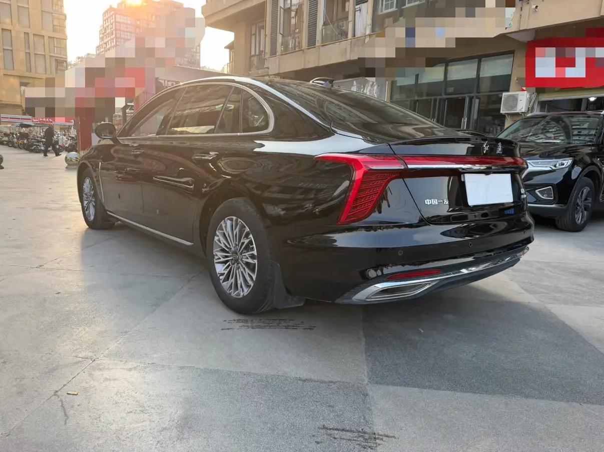 Hongqi H5