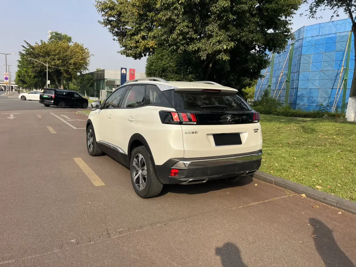 Peugeot 4008