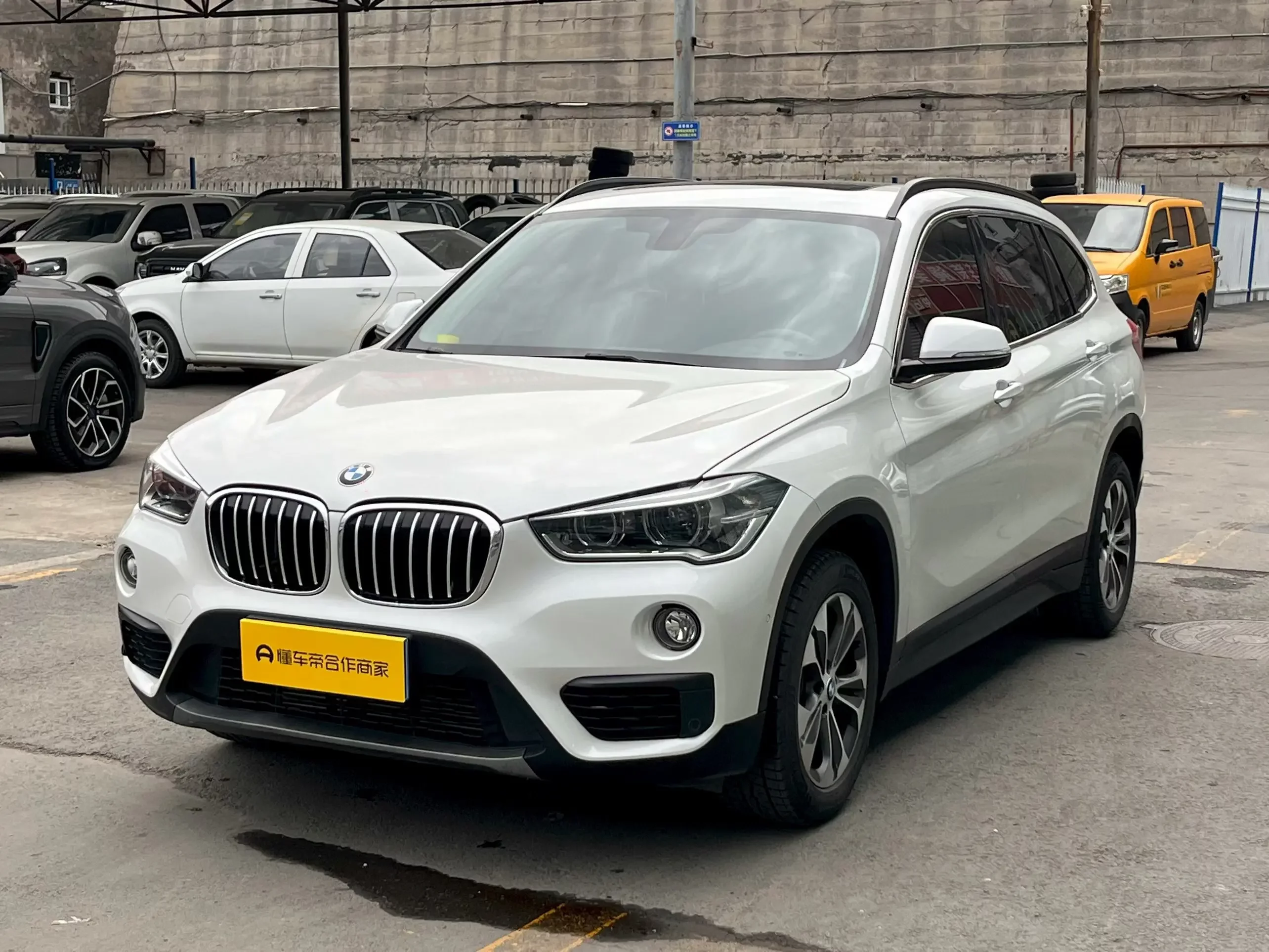 BMW X1