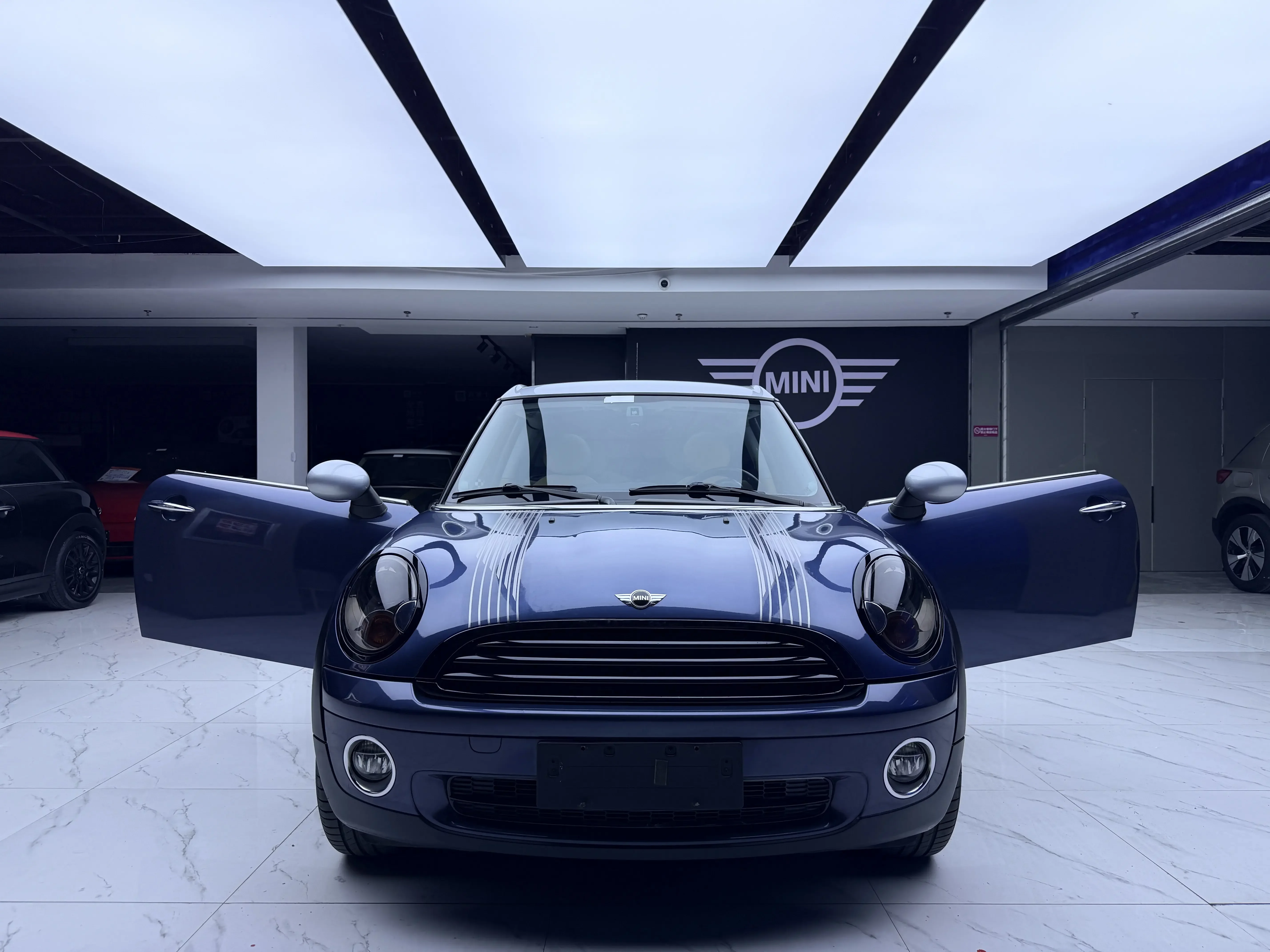 MINI CLUBMAN