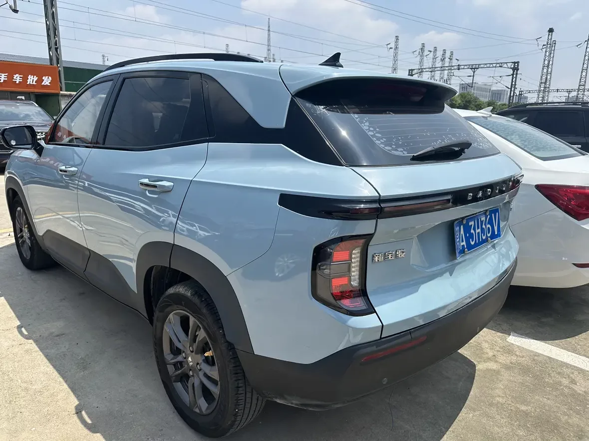 Baojun RS-3
