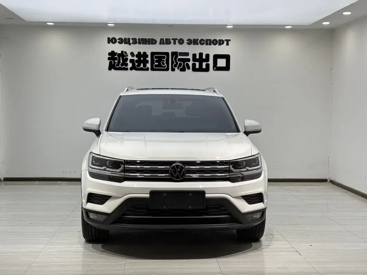Volkswagen Tharu