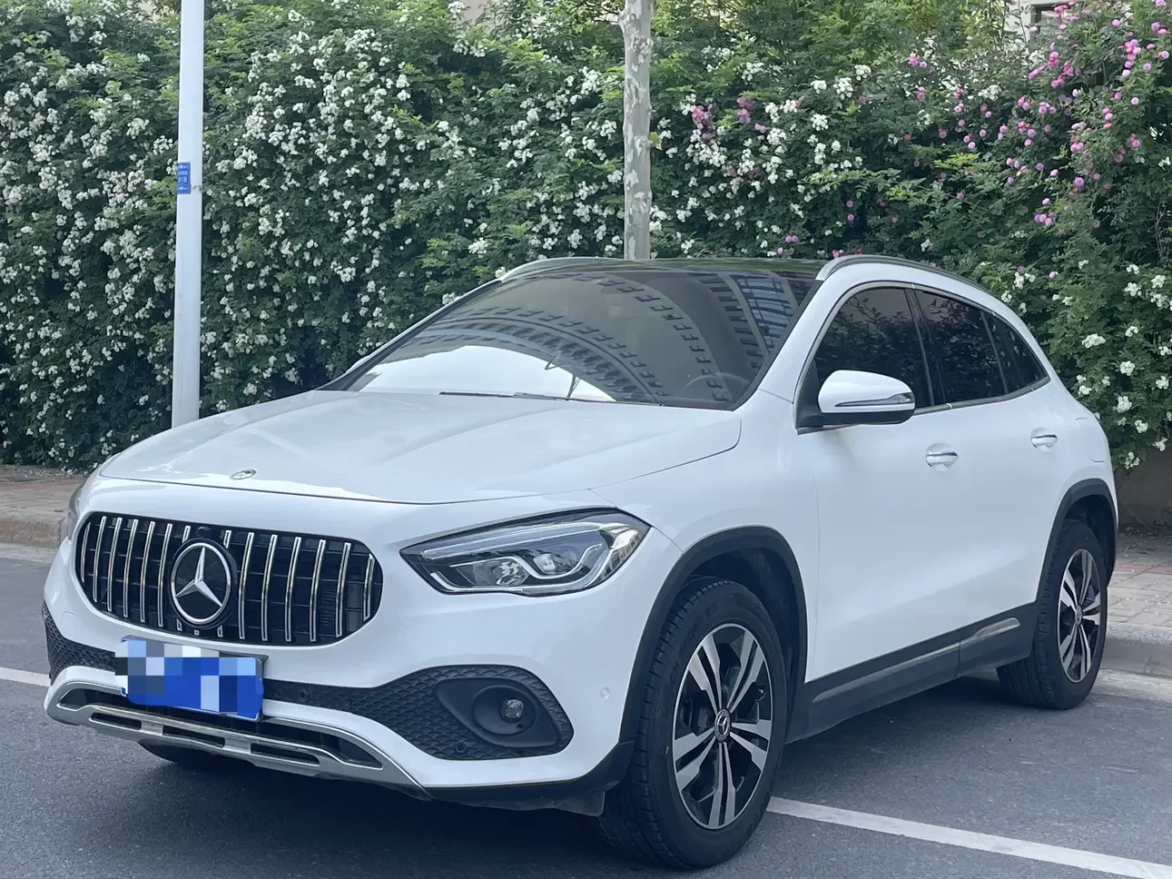 Mercedes-Benz GLA