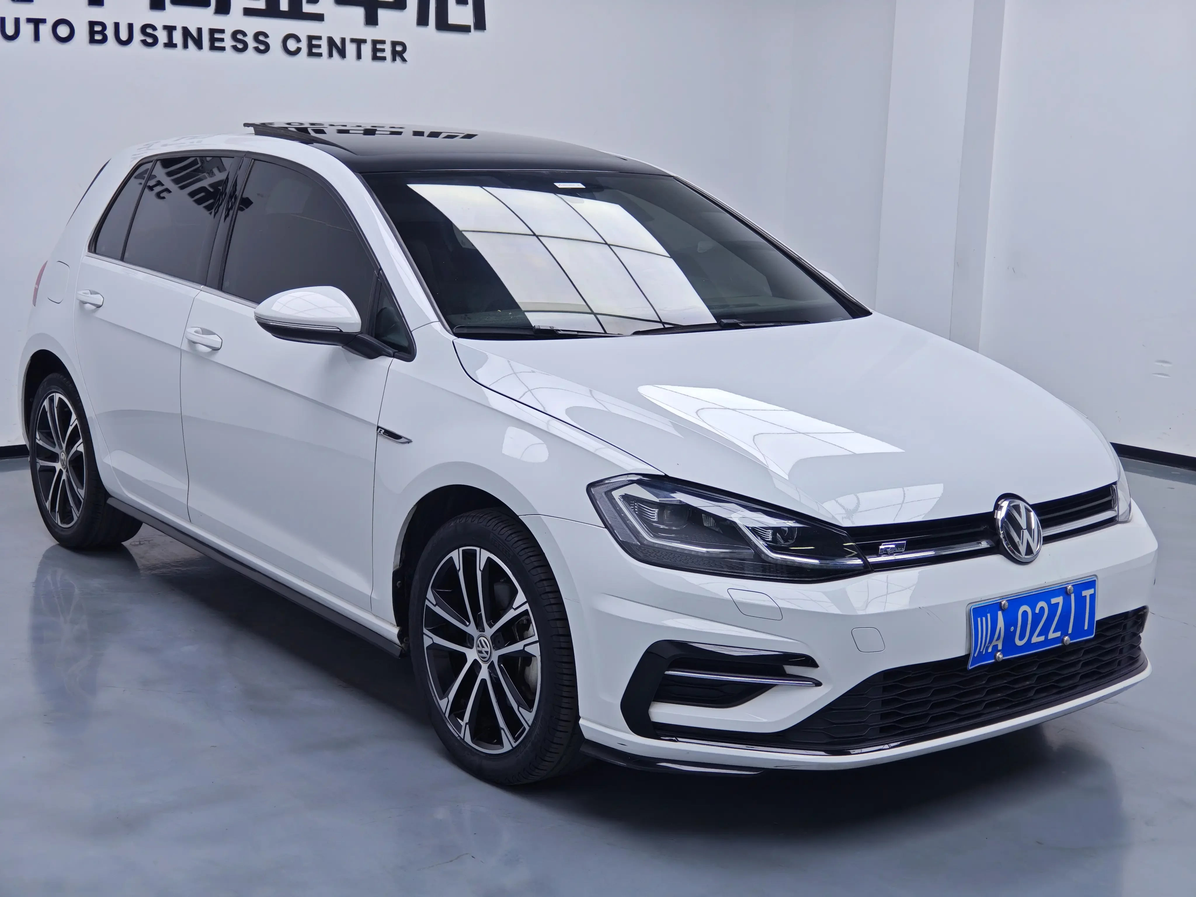 Volkswagen golf