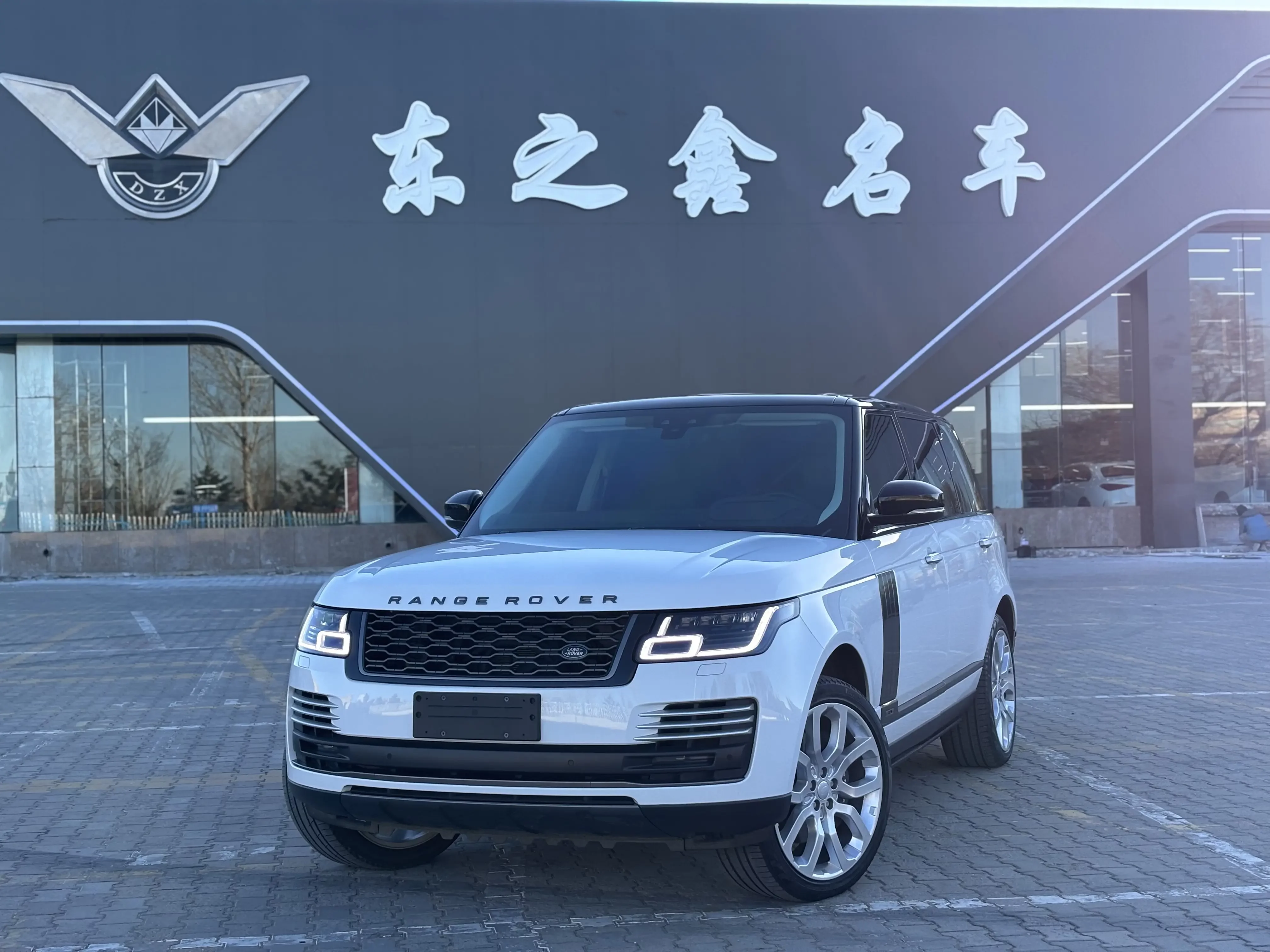 Land Rover range rover
