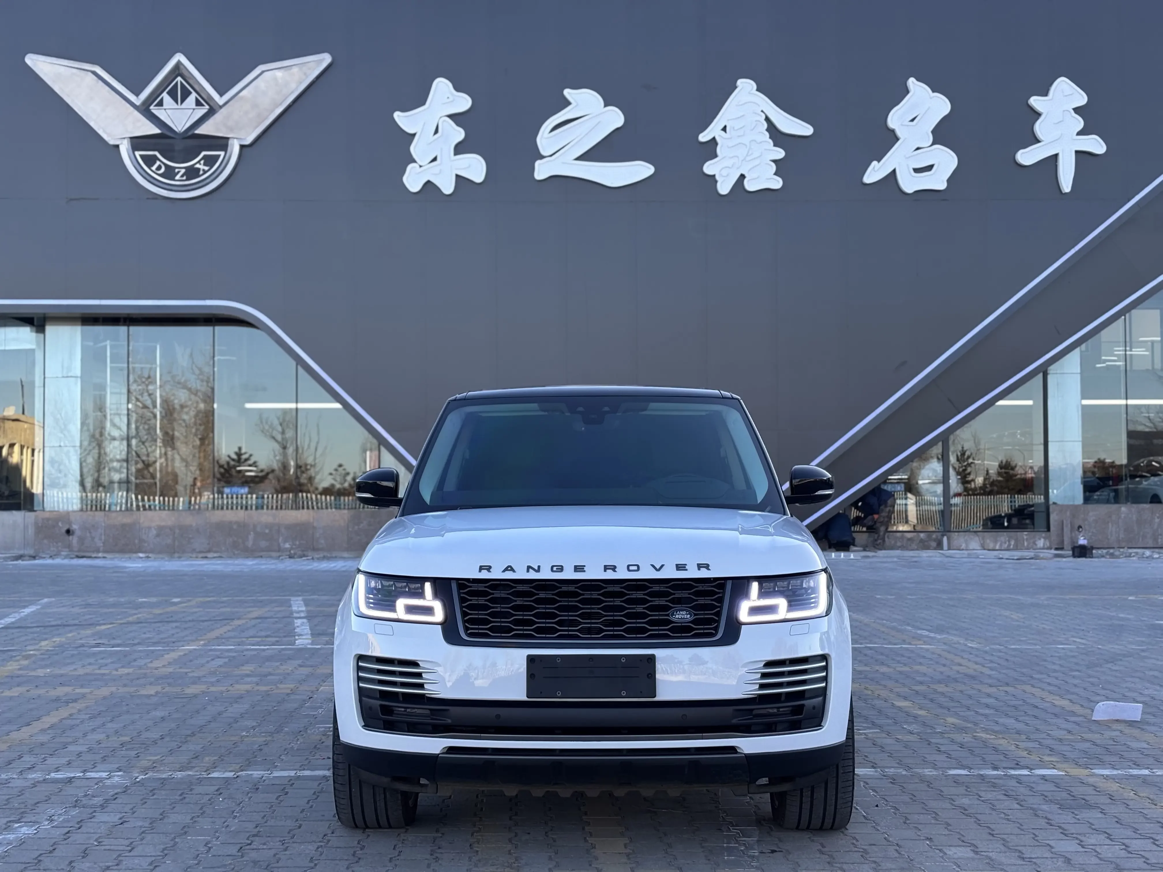 Land Rover range rover