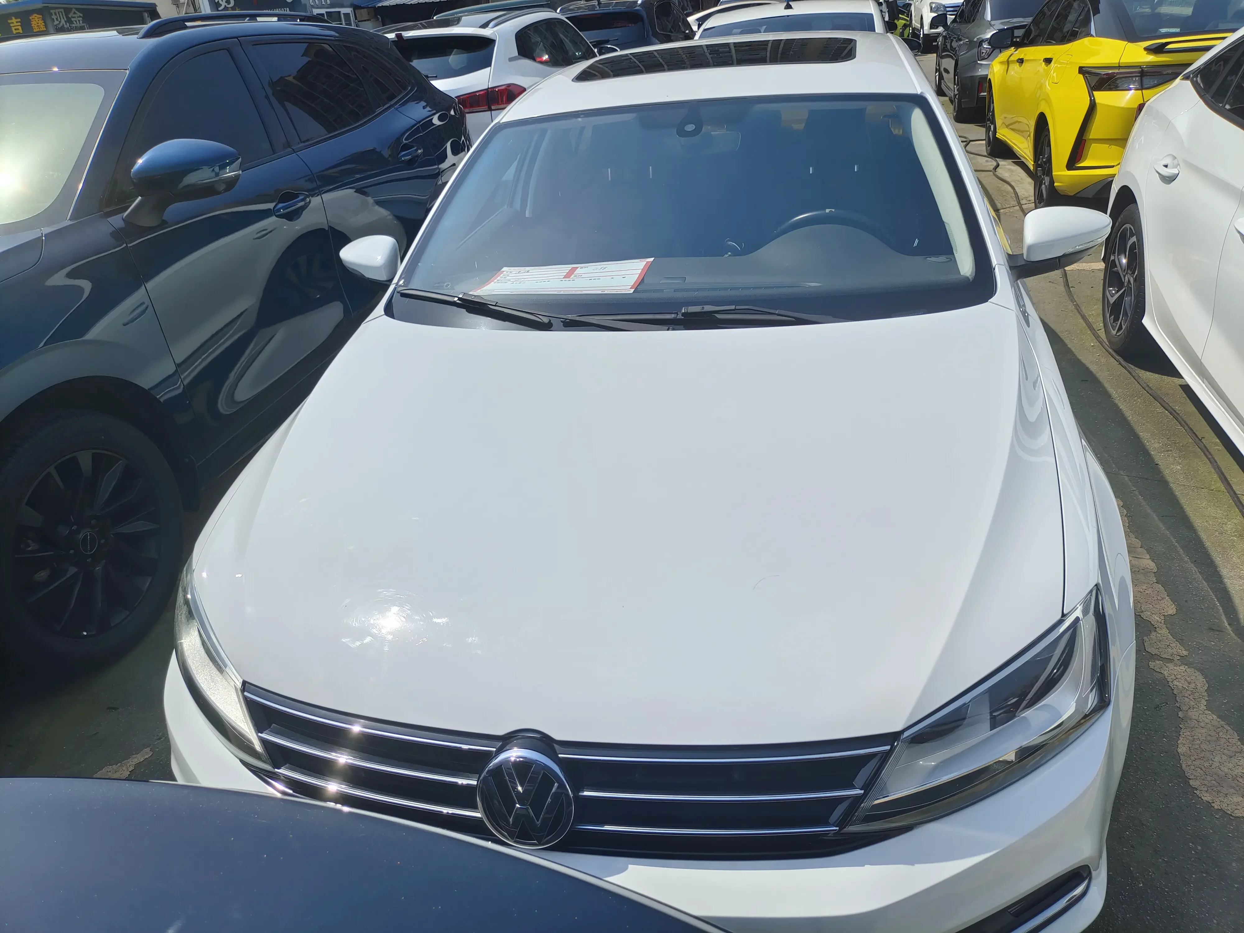 Volkswagen Sagitar