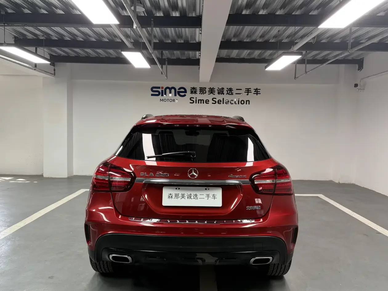Mercedes-Benz GLA