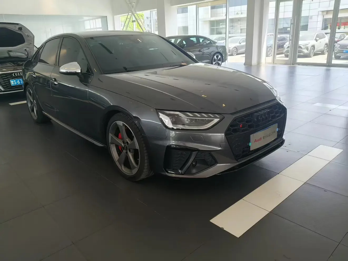 Audi S4