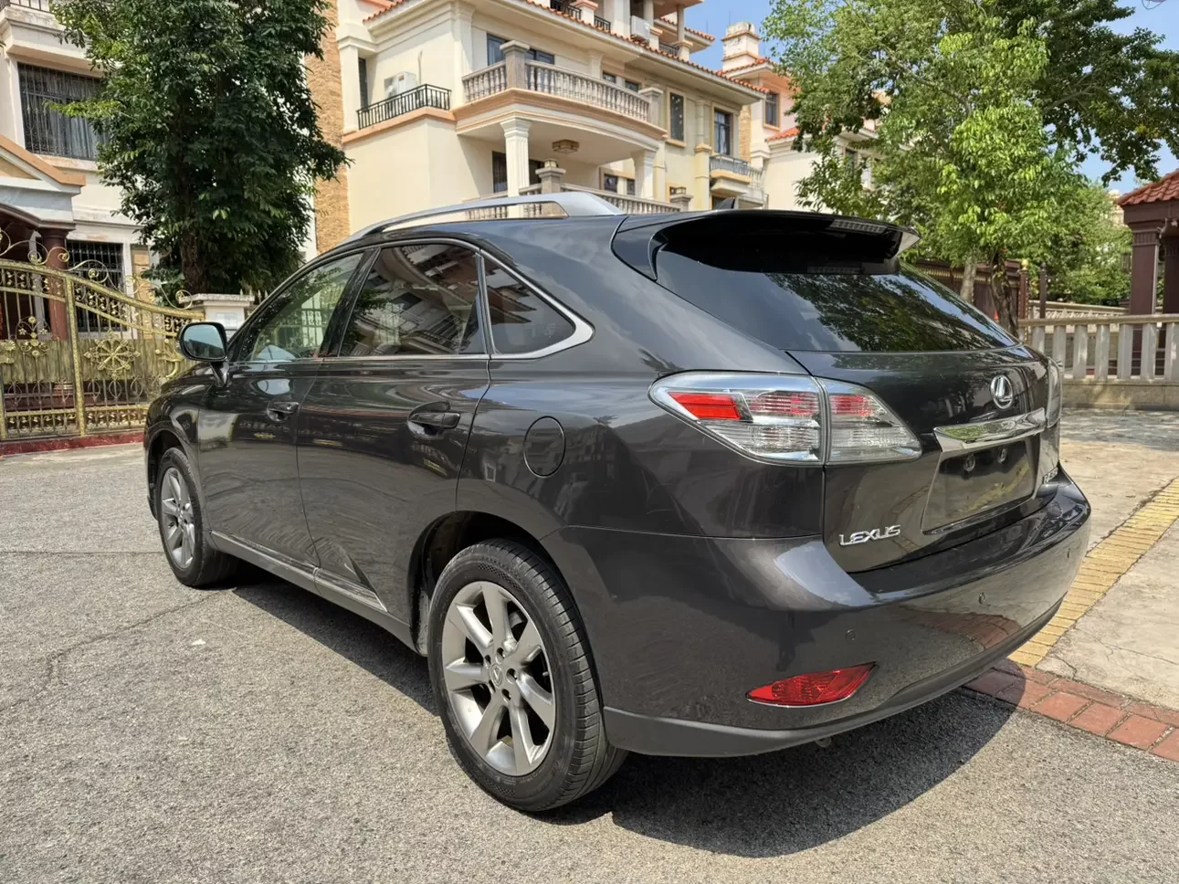 Lexus RX Classic