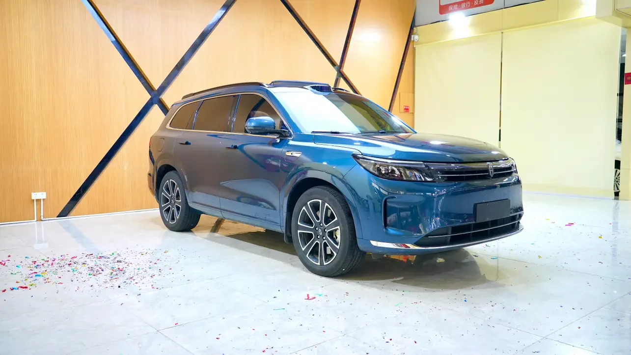 AITO M7