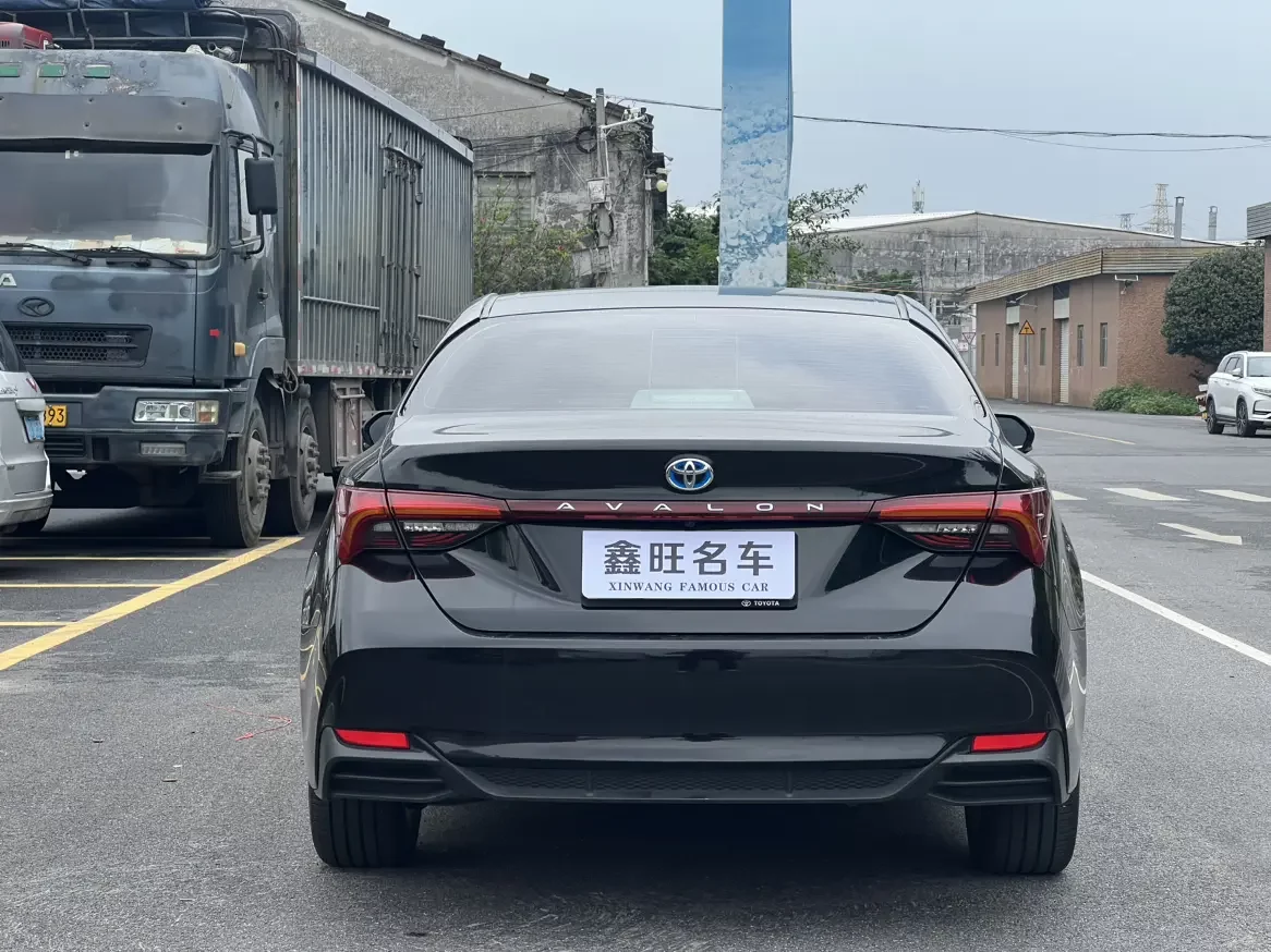 Toyota Avalon