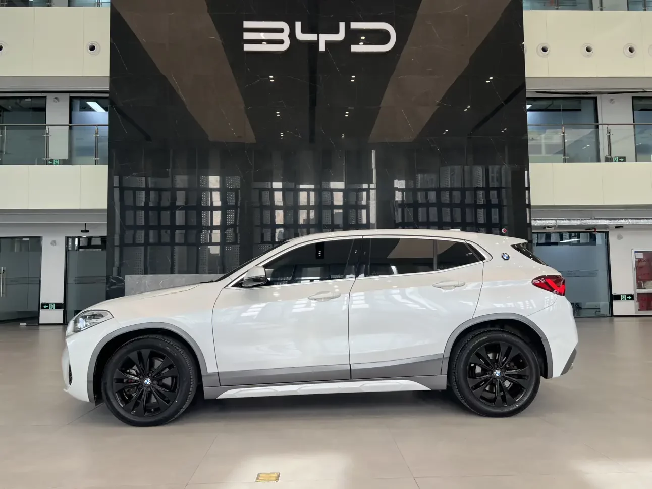 BMW X2