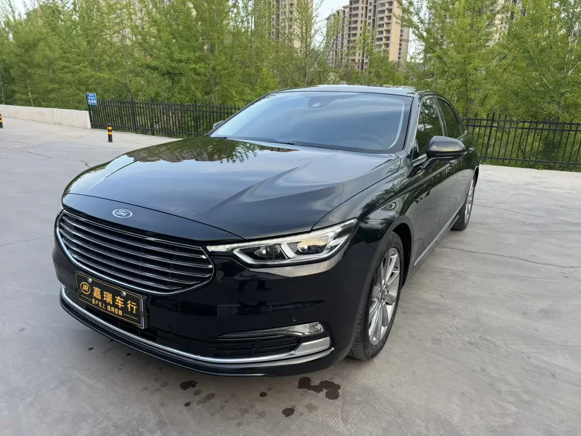 Ford Taurus