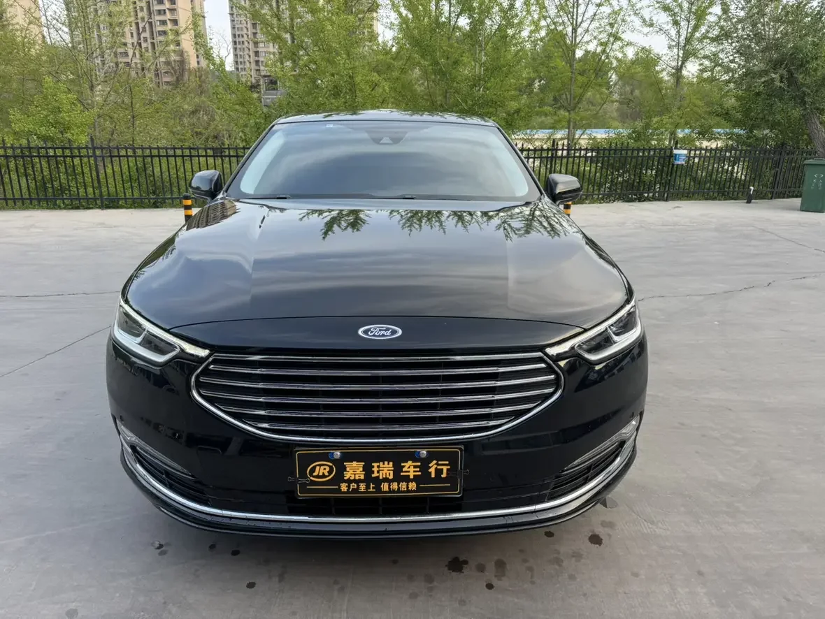 Ford Taurus