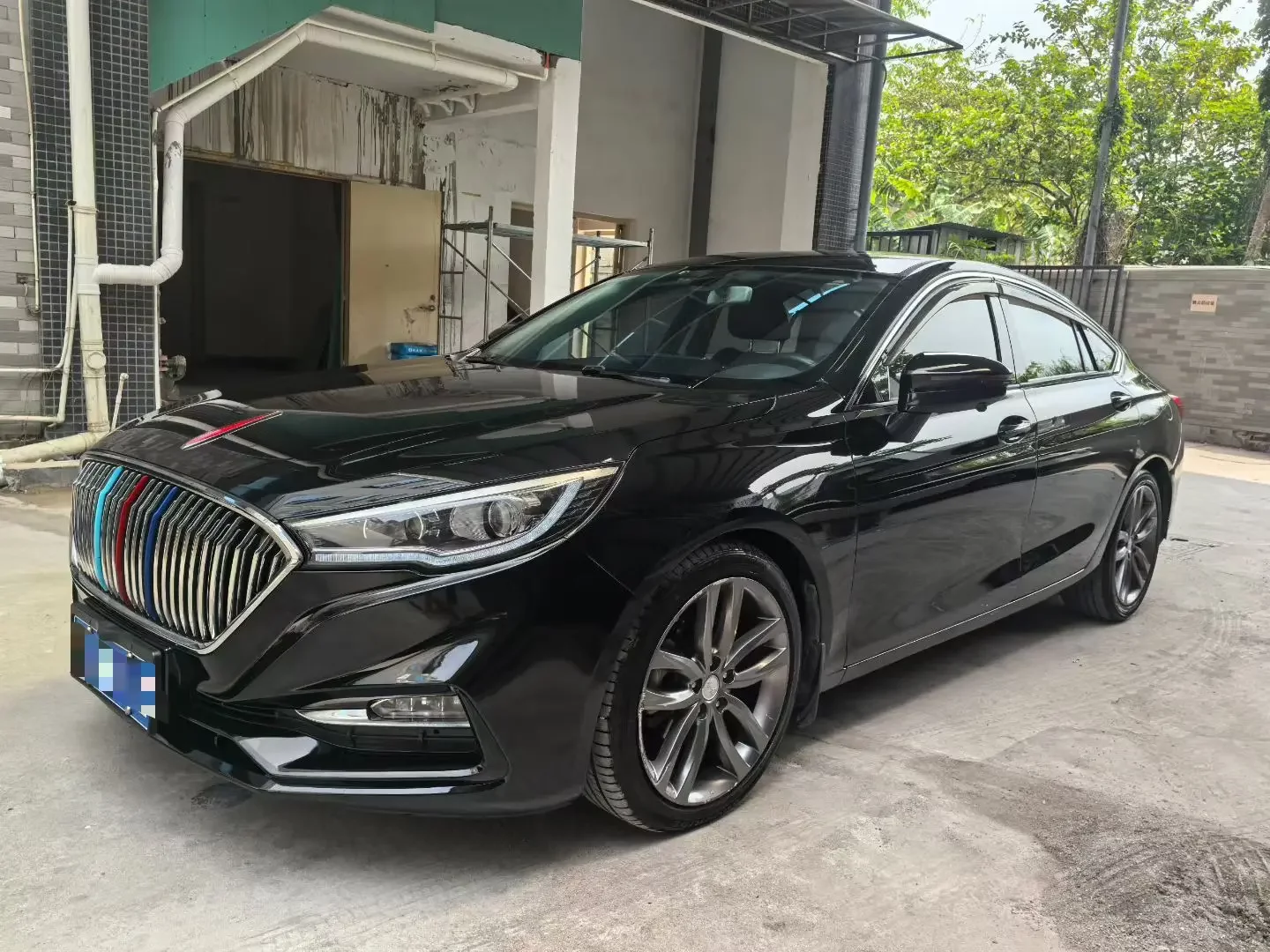 Hongqi H5 classic