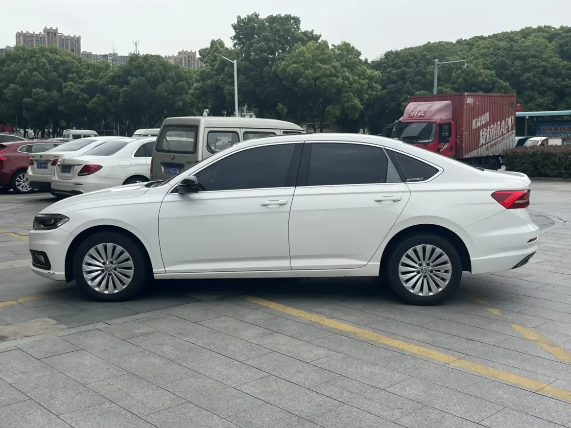 Volkswagen Lavida
